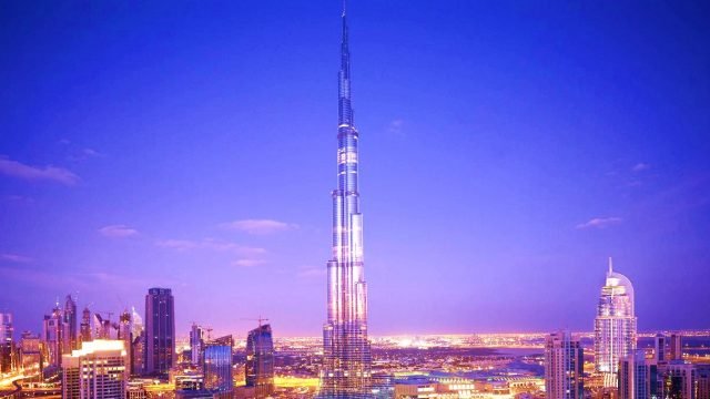 [Video] See Panoramic View of Dubai by Drone — Burj Khalifa, Burj Al Arab, Atlantis Dubai etc