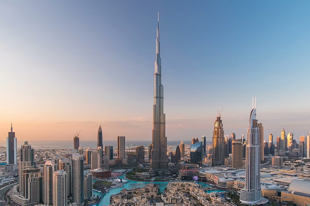 Touring Burj Khalifa
