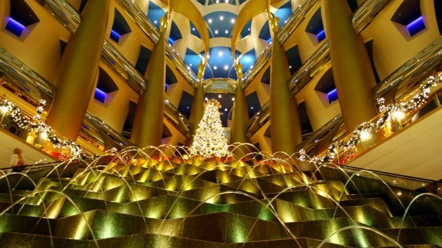 Glorious Tour of Burj Al Arab’s Restaurants – World’s Most Luxurious Hotel