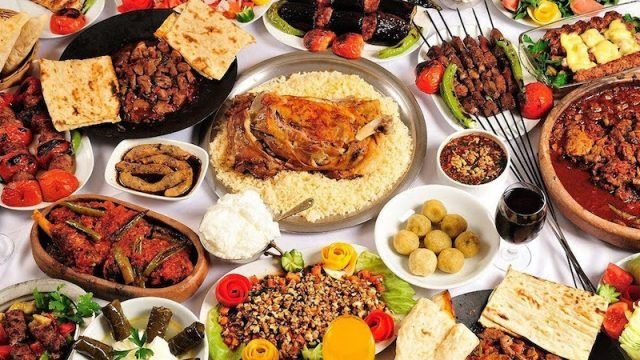 Top 8 Best Dishes To Try In Your Dubai Vacation