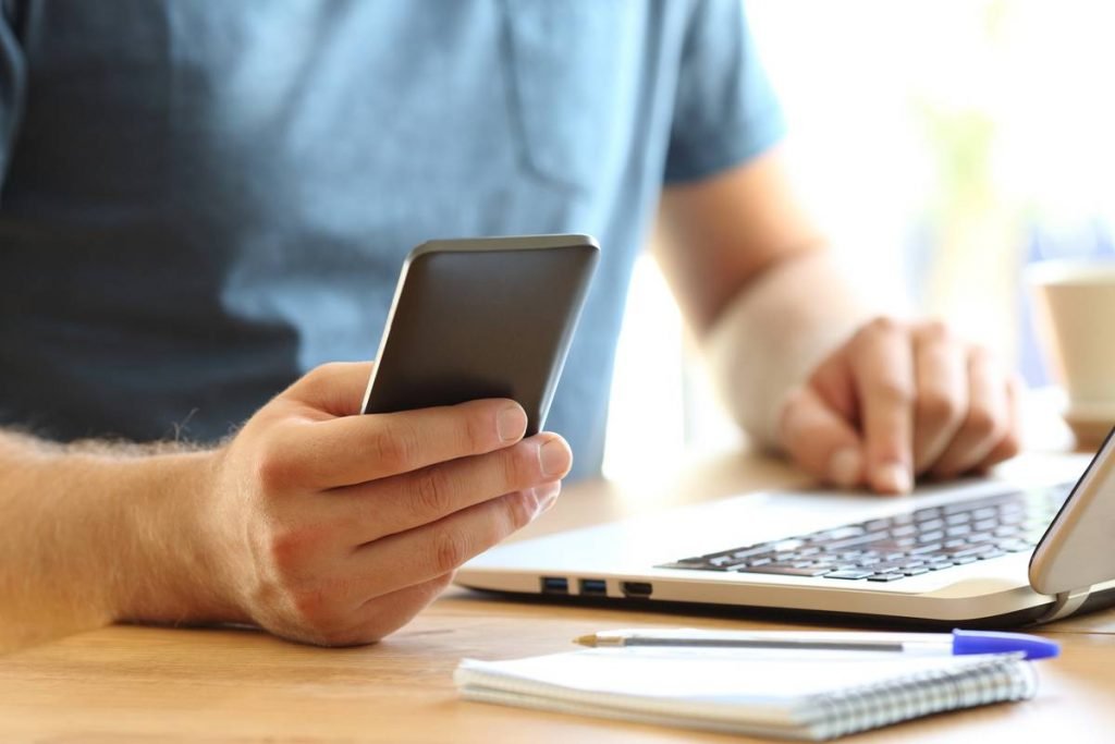 How To Check UAE Visa Status Online