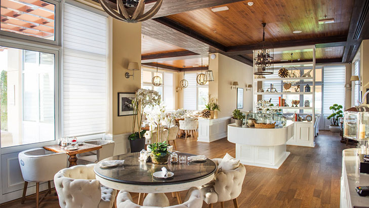 7 Best Cafés in Jumeirah Dubai | You will Love Each One!