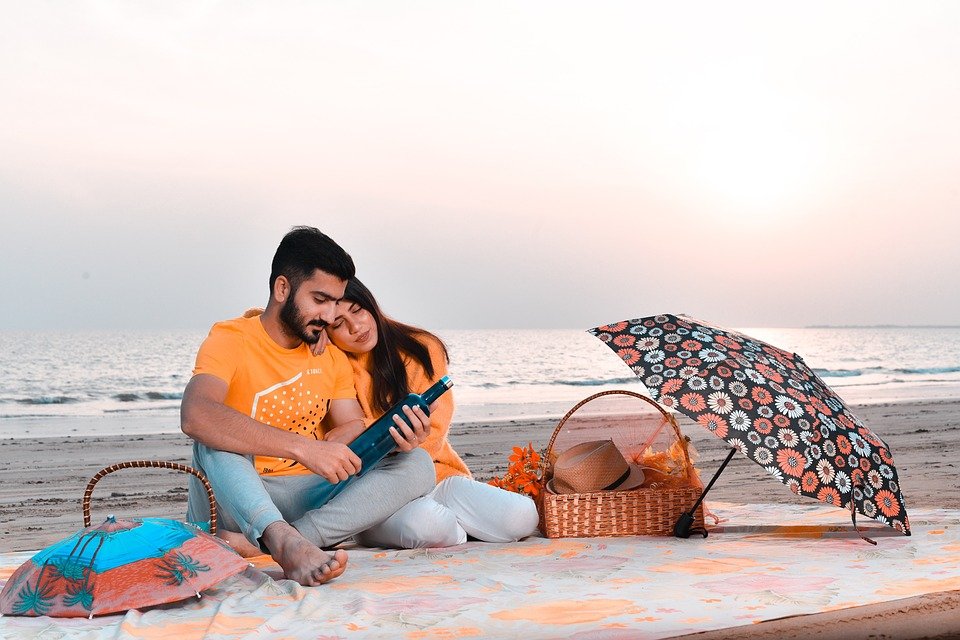 The Ultimate 5 Beach Activities To Do In Dubai Right Now!
