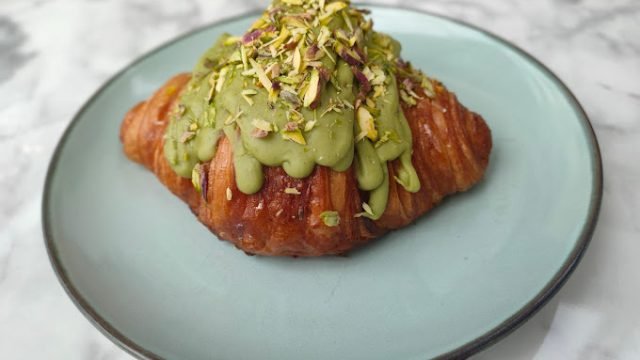 5 Best Places for Breakfast in Jumeirah | Leisure Breakfast for a Good Day!
