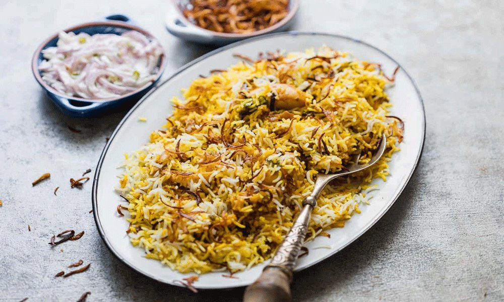 7 Best Pakistani Restaurants in Dubai | For Pakistani Food Lovers | Full of Spices and Variety