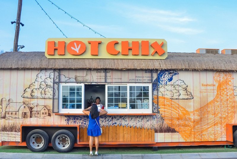 Last Exit Al Qudra Food Truck Hot Chix