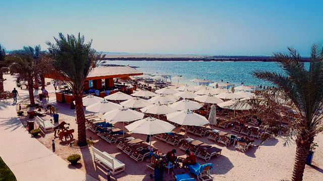Yas Beach