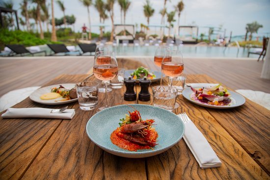 Restaurants for Breakfast with a View in Dubai
