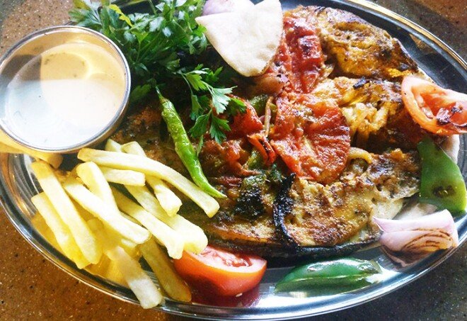 Aroos Damascus Restaurant Dubai | Complete Review 2023 | Menu, Timings, Locations