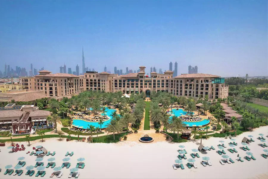 Four Seasons Resort Dubai At Jumeirah Beach - Beachfront Hotel