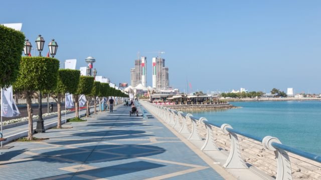 Corniche Beach| A Waterfront Destination for Relaxation and Adventure | Guide 2023