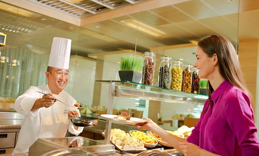 Restaurants Near Park Rotana