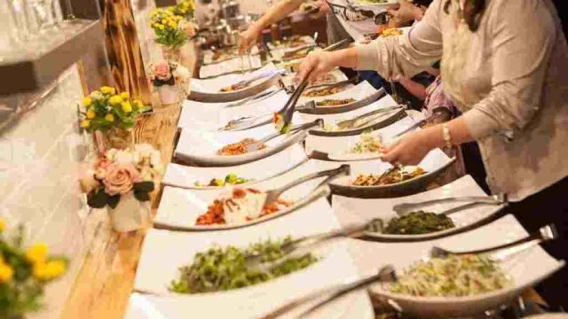 7 Best Buffet Restaurants in Dubai | Must-visit Destinations for Foodies in 2023