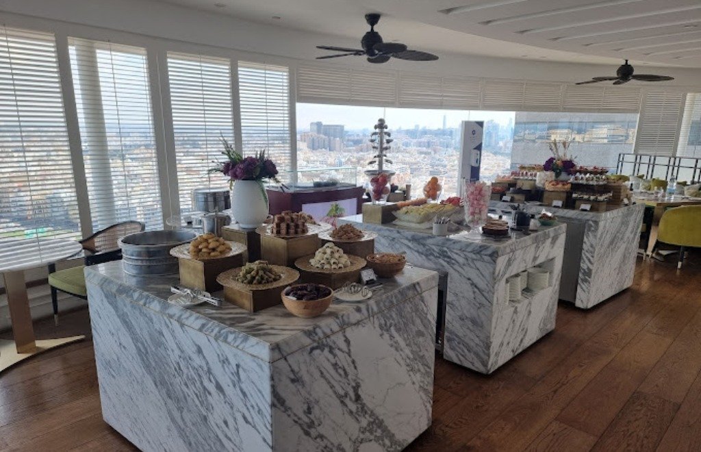 7 Best Buffet Restaurants in Dubai | Must-visit Destinations for Foodies in 2023