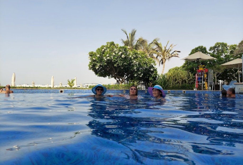 7 Best Beach Clubs in Dubai | Sun, Sand, and Style From Serenity to Party 