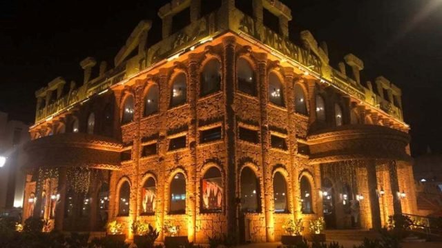Al Meshwar Restaurant Dubai | Savor the Flavors of Lebanon | Taste Most Delicious Food