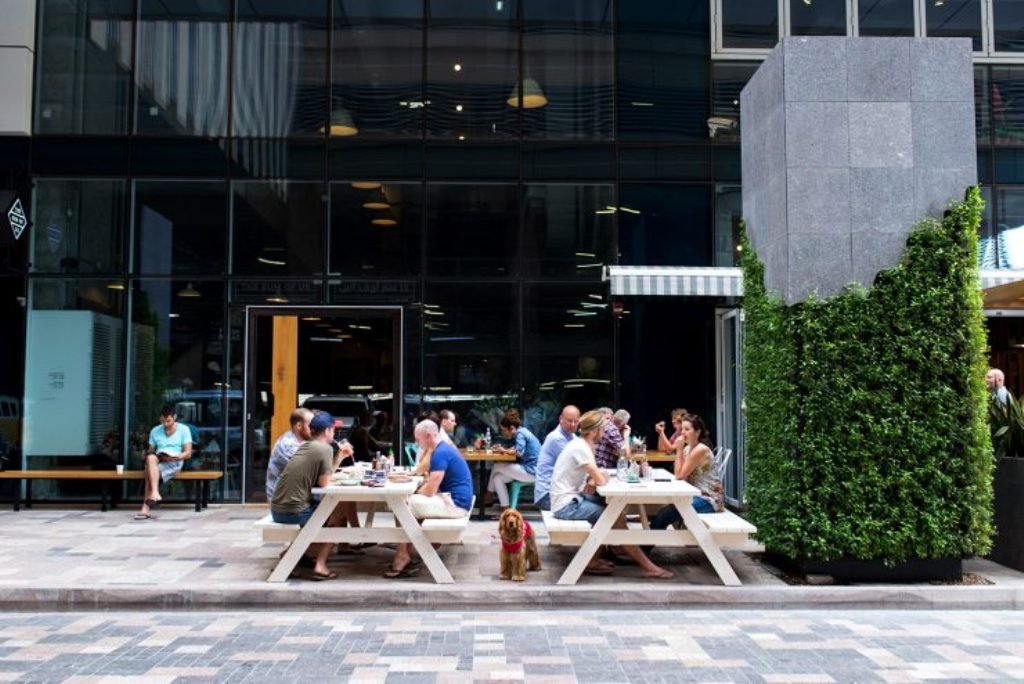 Outdoor Coffee Shops in Dubai