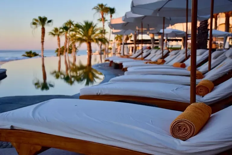 Top 10 Exciting Things to do in Jumeirah Beach Residence (JBR) Dubai | Dive into the Fun