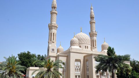 All About Jumeirah Mosque — The Dubai’s Fatimid-Styled Mosque that Welcomes Non-Muslims