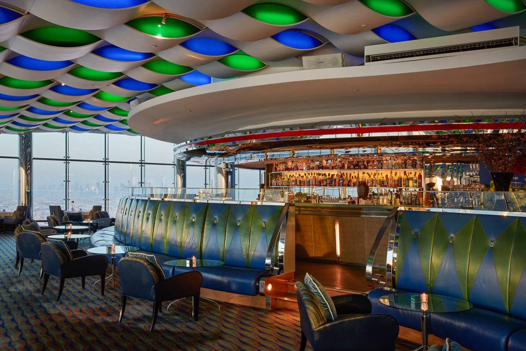 The Most Luxurious Lounges And Bars At Burj Al Arab For Your Special Evening!