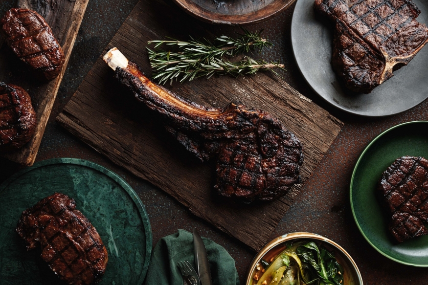 7 Best Steakhouses in Dubai for Meat Lovers | Try Luscious Texture and Luxurious Flavors