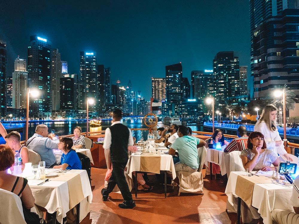Dhow Cruise Dubai Dinner