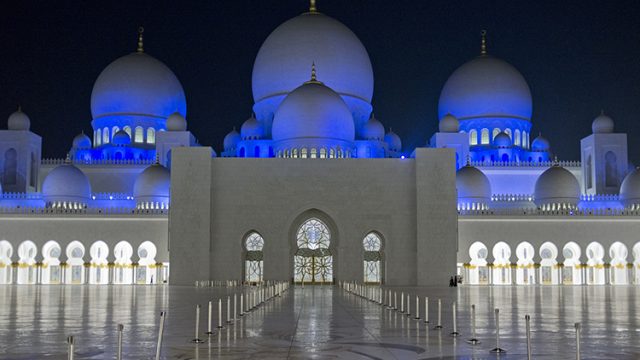 5 Beautiful Mosques in Abu Dhabi |  More Than Prayers Stunning Architecture  