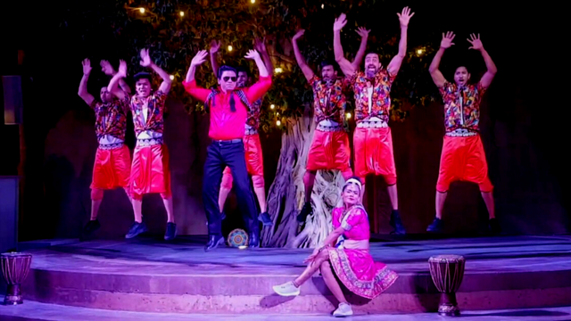 <strong>Bollywood Park Dubai 2023 – Le premier parc au monde dédié à Bollywood</strong> » class= »wp-image-10584″ width= »840″ height= »473″ srcset= »https://dubaitourpro.com/wp-content/uploads/2023/01/Bollywood-dance-and-song-show.png 640w, https://dubaitourpro.com/wp-content/uploads/2023/01/Bollywood-dance-and-song-show-300×169.png 300w, https://dubaitourpro.com/wp-content/uploads/2023/01/Bollywood-dance-and-song-show-480×270.png 480w » data-lazy-sizes= »(max-width: 840px) 100vw, 840px » title= »<strong>Bollywood Park Dubai 2023 – Le premier parc au monde dédié à Bollywood</strong> 6″ src= »https://dubaitourpro.com/wp-content/uploads/2023/01/Bollywood-dance-and-song-show.png »/><noscript><img decoding=